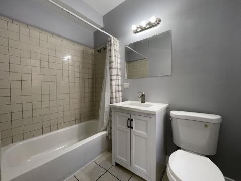 1148 North Harding Avenue Chicago IL 60651