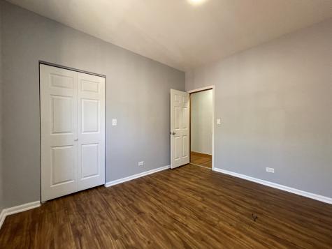 1148 North Harding Avenue Chicago IL 60651