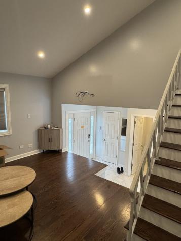 8058 West Lyons Street Niles IL 60714