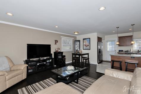 533 Bobby Lane Mundelein IL 60060