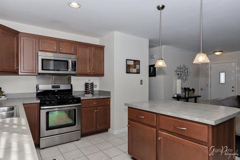 533 Bobby Lane Mundelein IL 60060