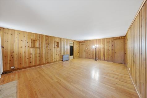 7058 South Fairfield Avenue Chicago IL 60629