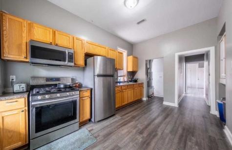 209 South Albany Avenue Chicago IL 60612