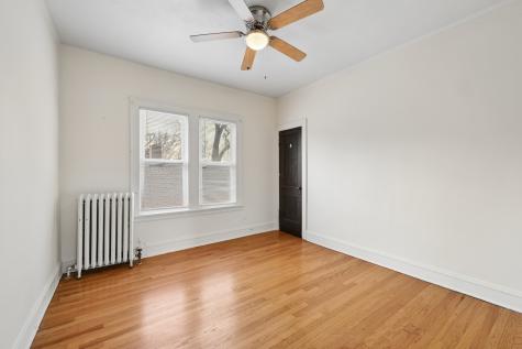 10226 South Charles Street Chicago IL 60643
