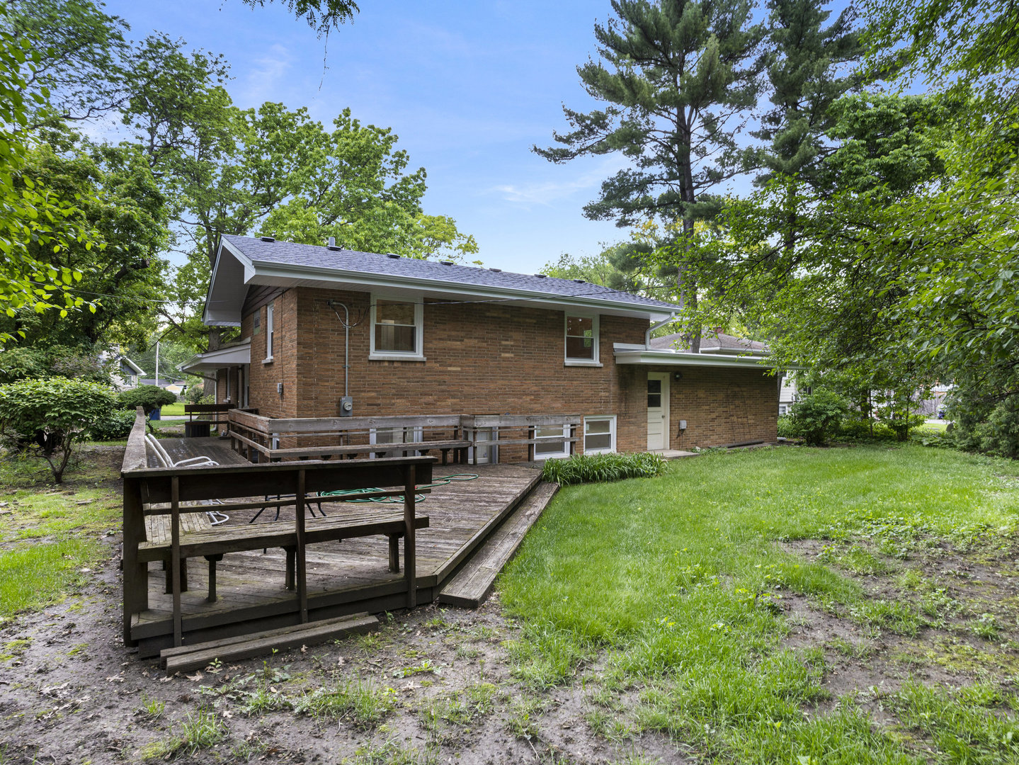 48 Oakwood Drive Naperville IL 60540