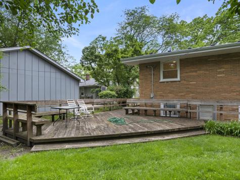 48 Oakwood Drive Naperville IL 60540