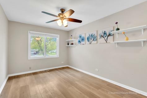 2711 Hobson Road Woodridge IL 60517