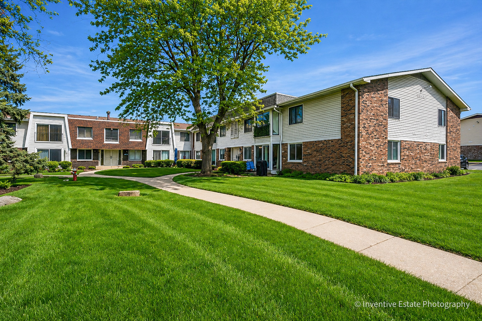 2711 Hobson Road Woodridge IL 60517