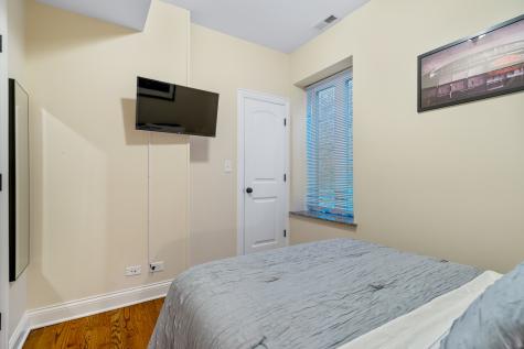 2117 West Irving Park Road Chicago IL 60618