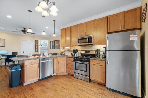 2117 West Irving Park Road Chicago IL 60618