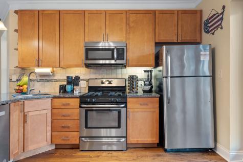 2117 West Irving Park Road Chicago IL 60618