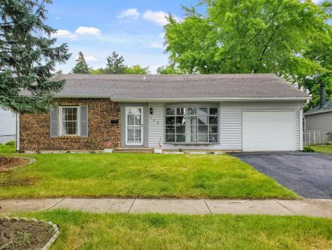 720 Country Lane S Roselle IL 60172