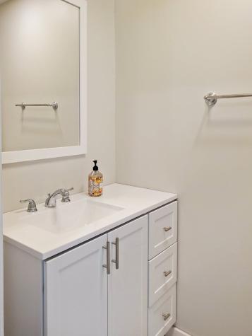 720 Country Lane S Roselle IL 60172