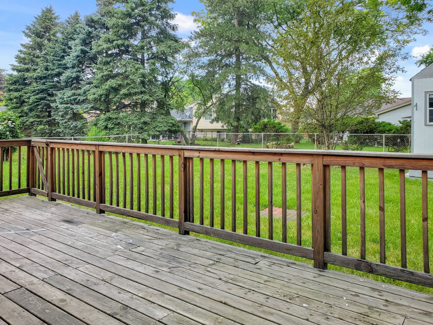 720 Country Lane S Roselle IL 60172