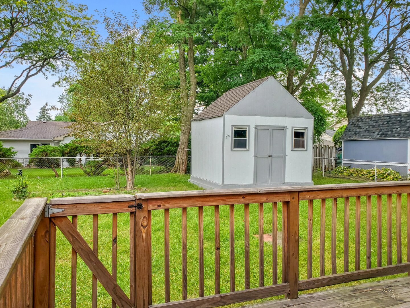 720 Country Lane S Roselle IL 60172