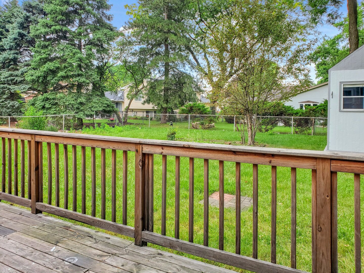 720 Country Lane S Roselle IL 60172