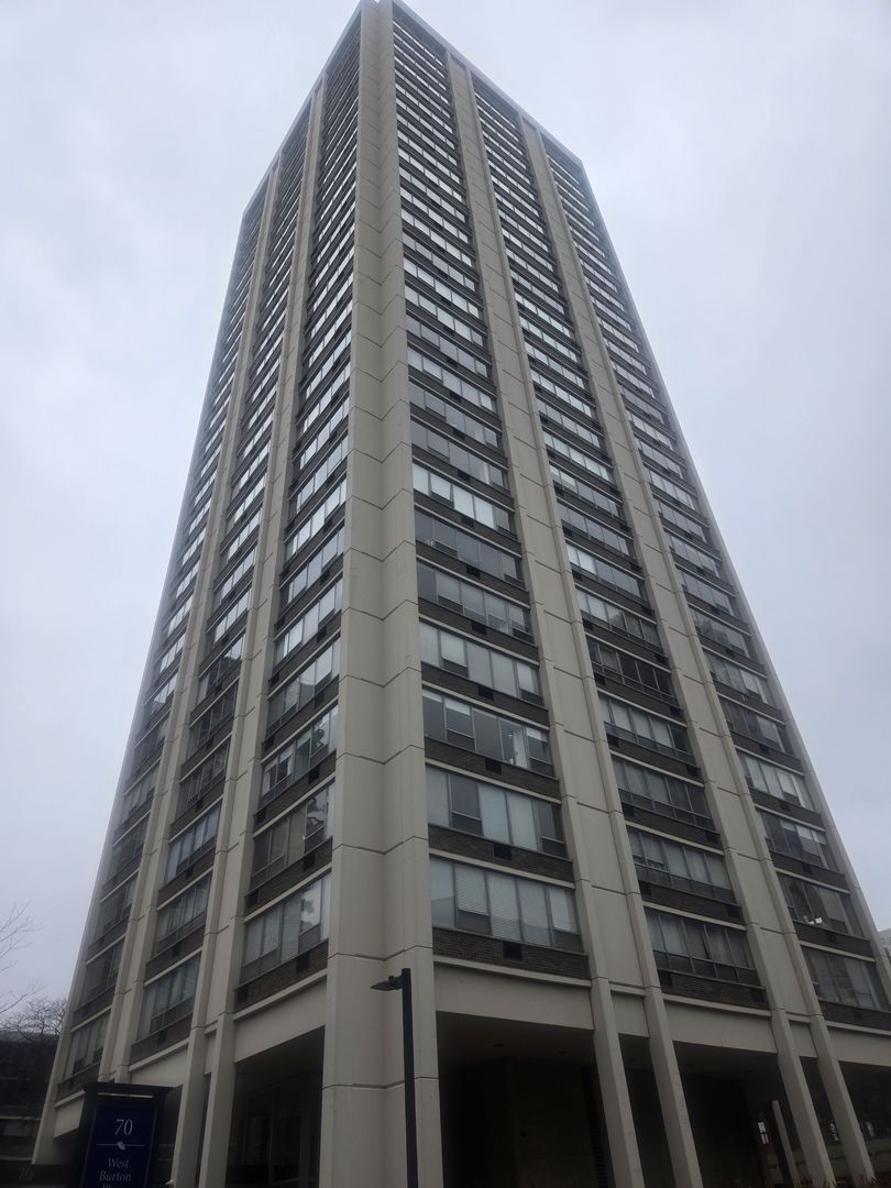 70 West Burton Place Chicago IL 60610