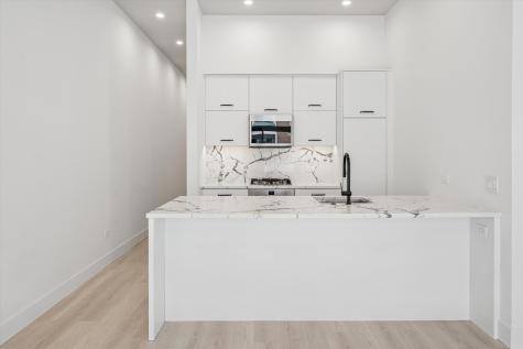 949 West Madison Street Chicago IL 60607