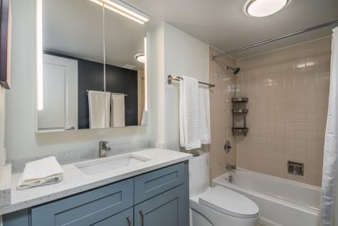 637 East Woodland Park Avenue Chicago IL 60616