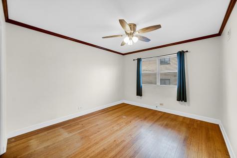 7248 North Ridge Boulevard Chicago IL 60645