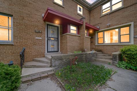 7248 North Ridge Boulevard Chicago IL 60645