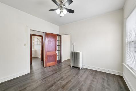 10226 South Charles Street Chicago IL 60643
