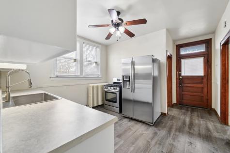 10226 South Charles Street Chicago IL 60643
