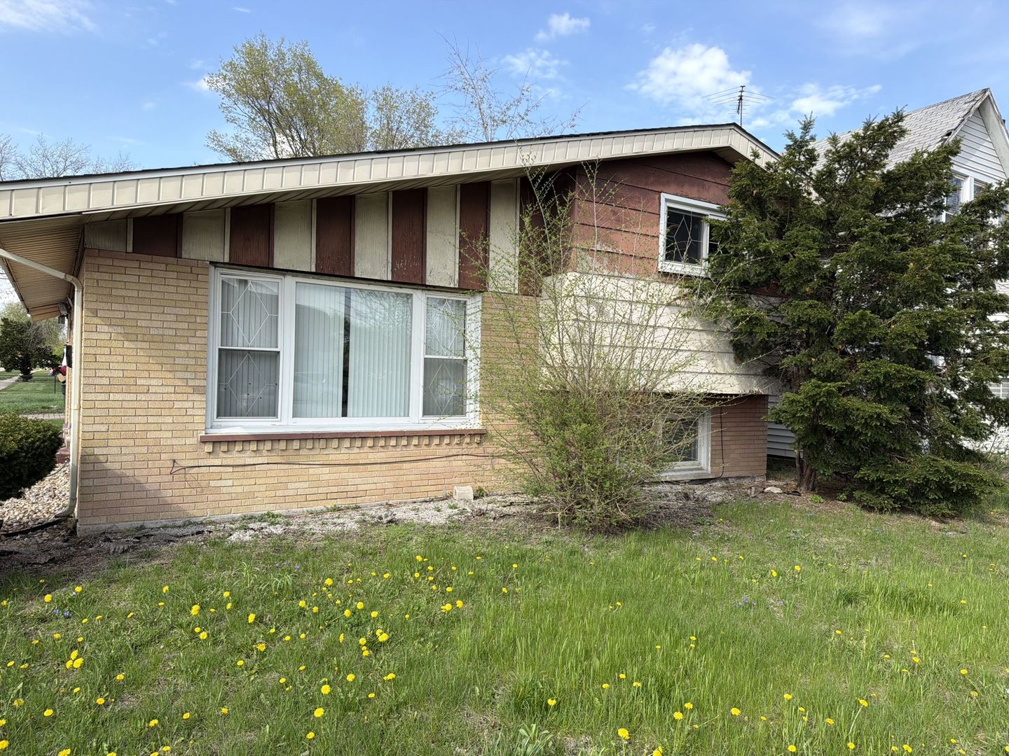 18019 Ravisloe Terrace Country Club Hills IL 60478