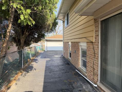 18019 Ravisloe Terrace Country Club Hills IL 60478