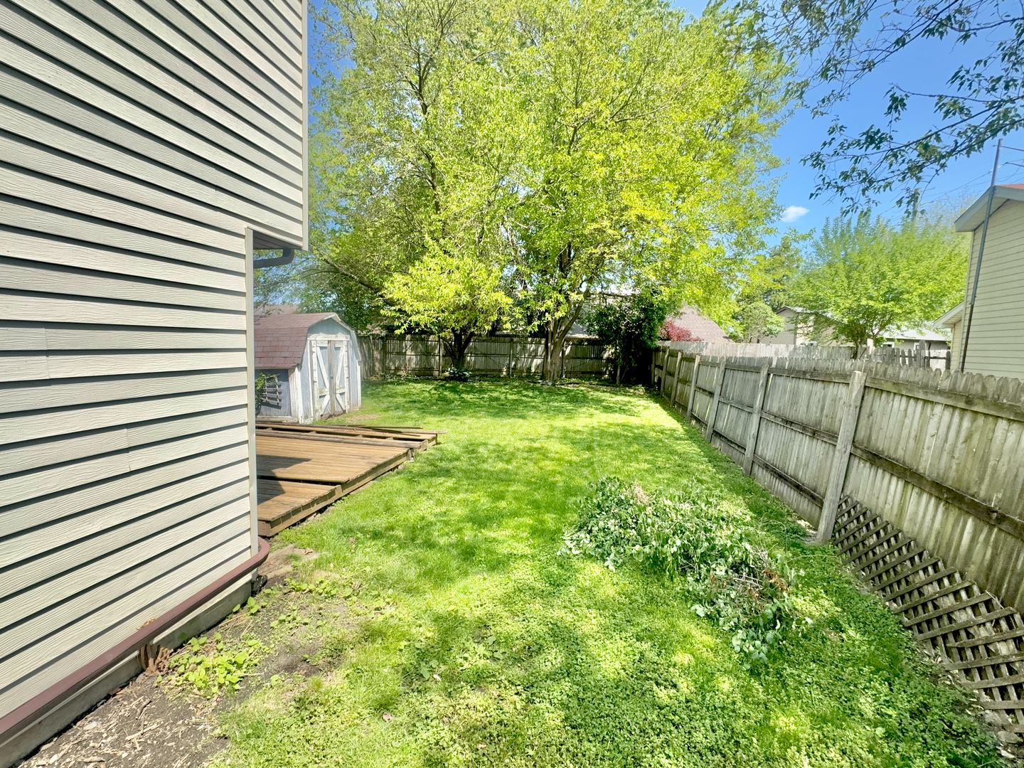 3302 Acorn Court Aurora IL 60504