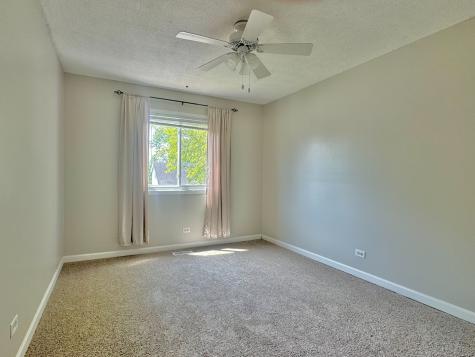 3302 Acorn Court Aurora IL 60504
