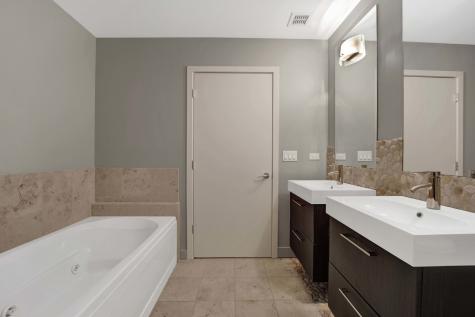 737 West Washington Boulevard Chicago IL 60661