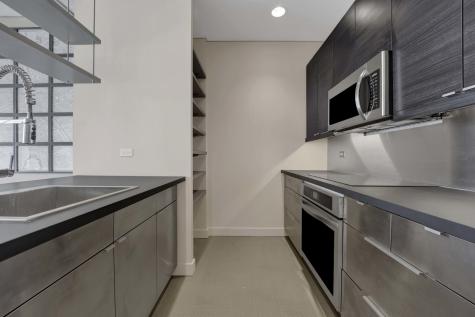 737 West Washington Boulevard Chicago IL 60661
