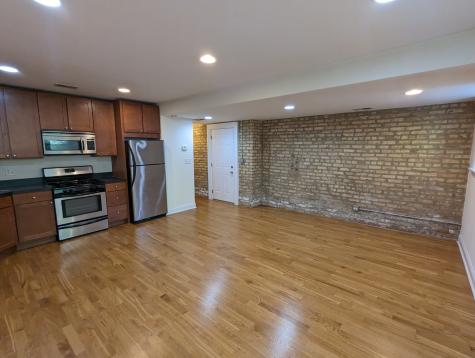 2834 North Albany Avenue Chicago IL 60618