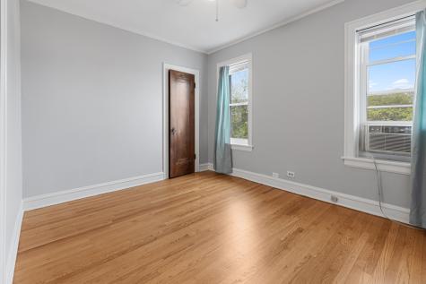 6549 North Mozart Street Chicago IL 60645