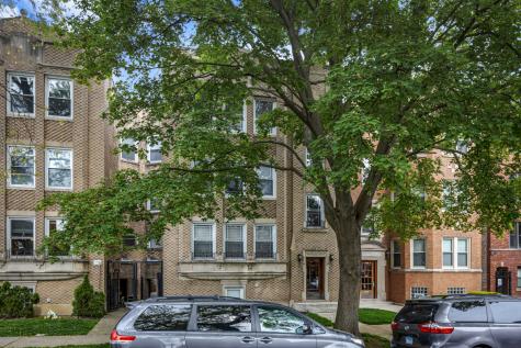 6549 North Mozart Street Chicago IL 60645
