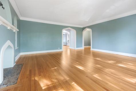 6549 North Mozart Street Chicago IL 60645