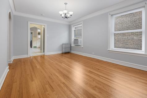 6549 North Mozart Street Chicago IL 60645