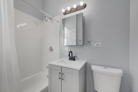 2511 West Le Moyne Street Chicago IL 60622