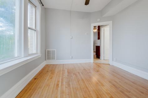 2511 West Le Moyne Street Chicago IL 60622