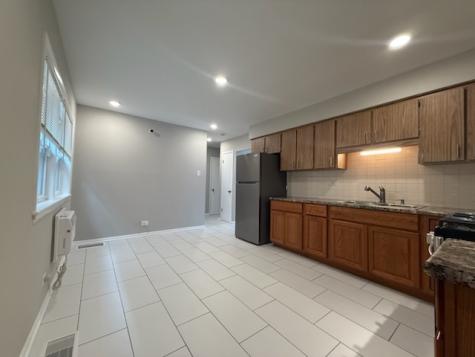 5849 South Francisco Avenue Chicago IL 60629