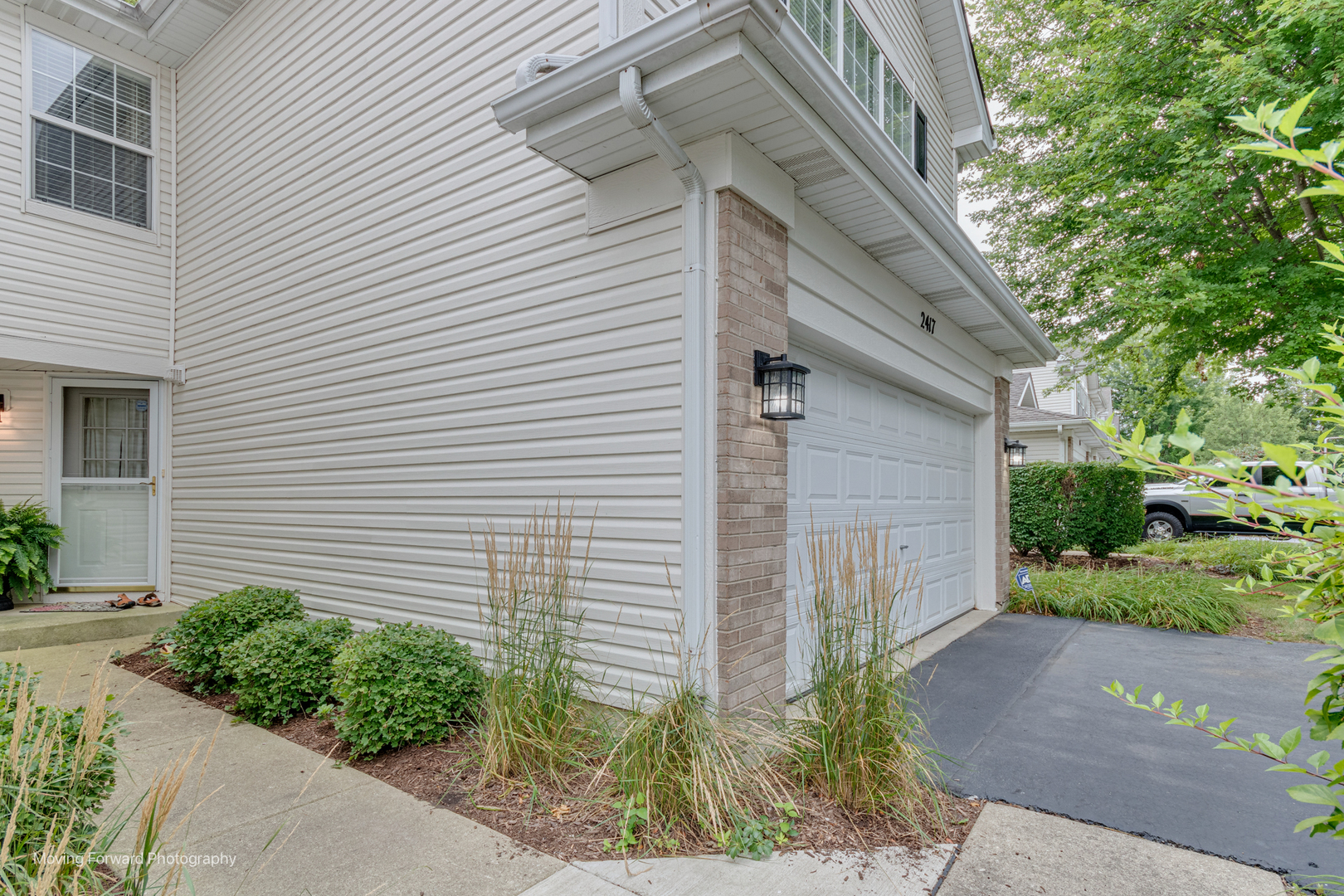2417 Stoughton Circle Aurora IL 60502