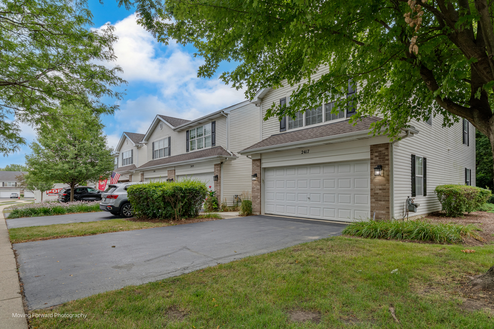2417 Stoughton Circle Aurora IL 60502
