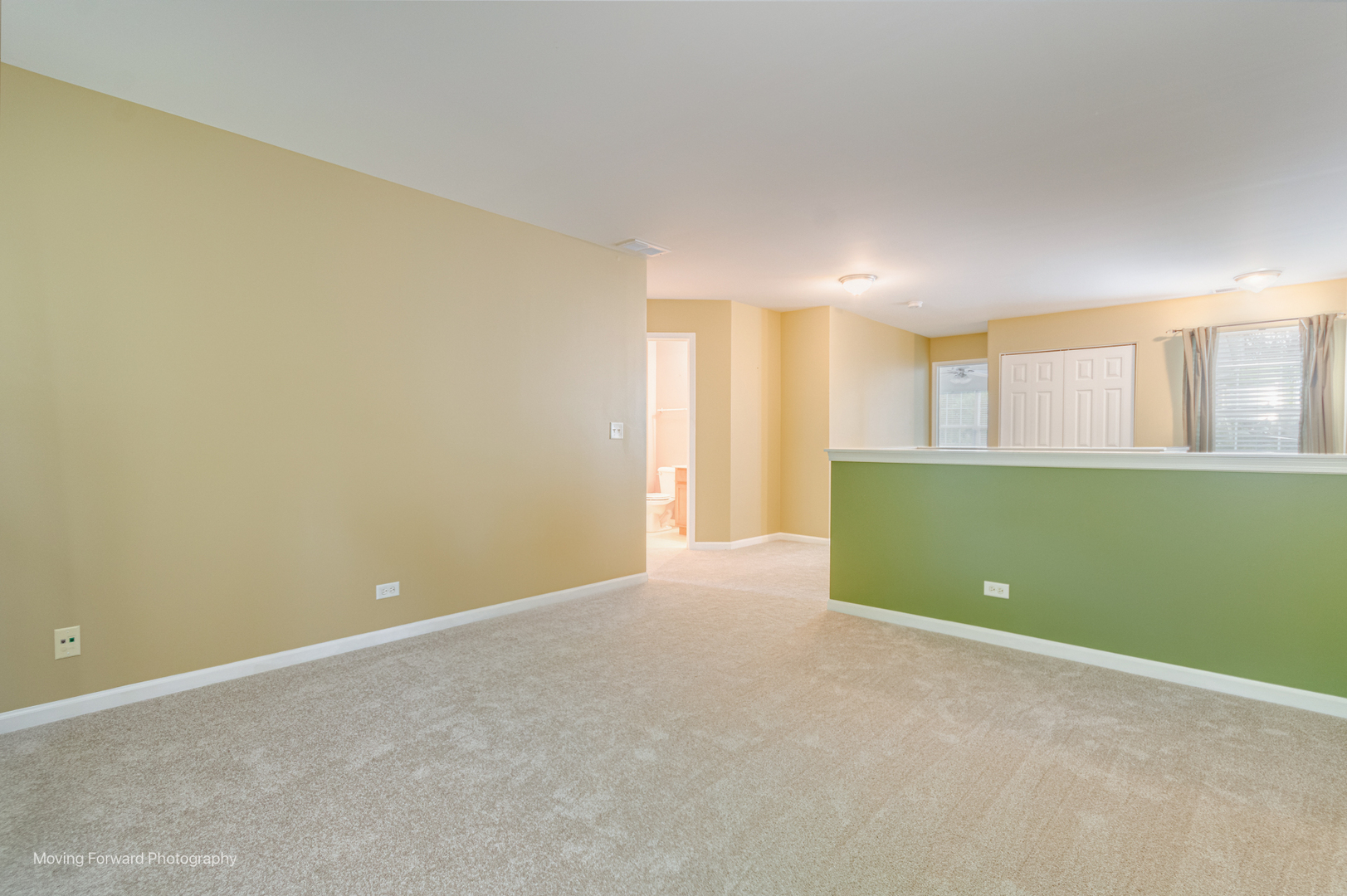 2417 Stoughton Circle Aurora IL 60502