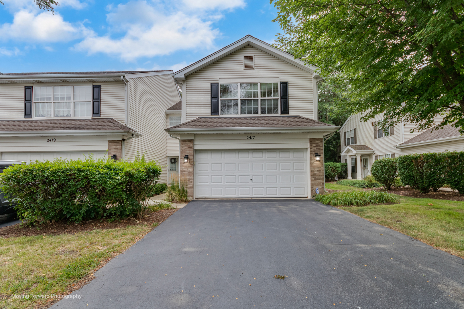2417 Stoughton Circle Aurora IL 60502