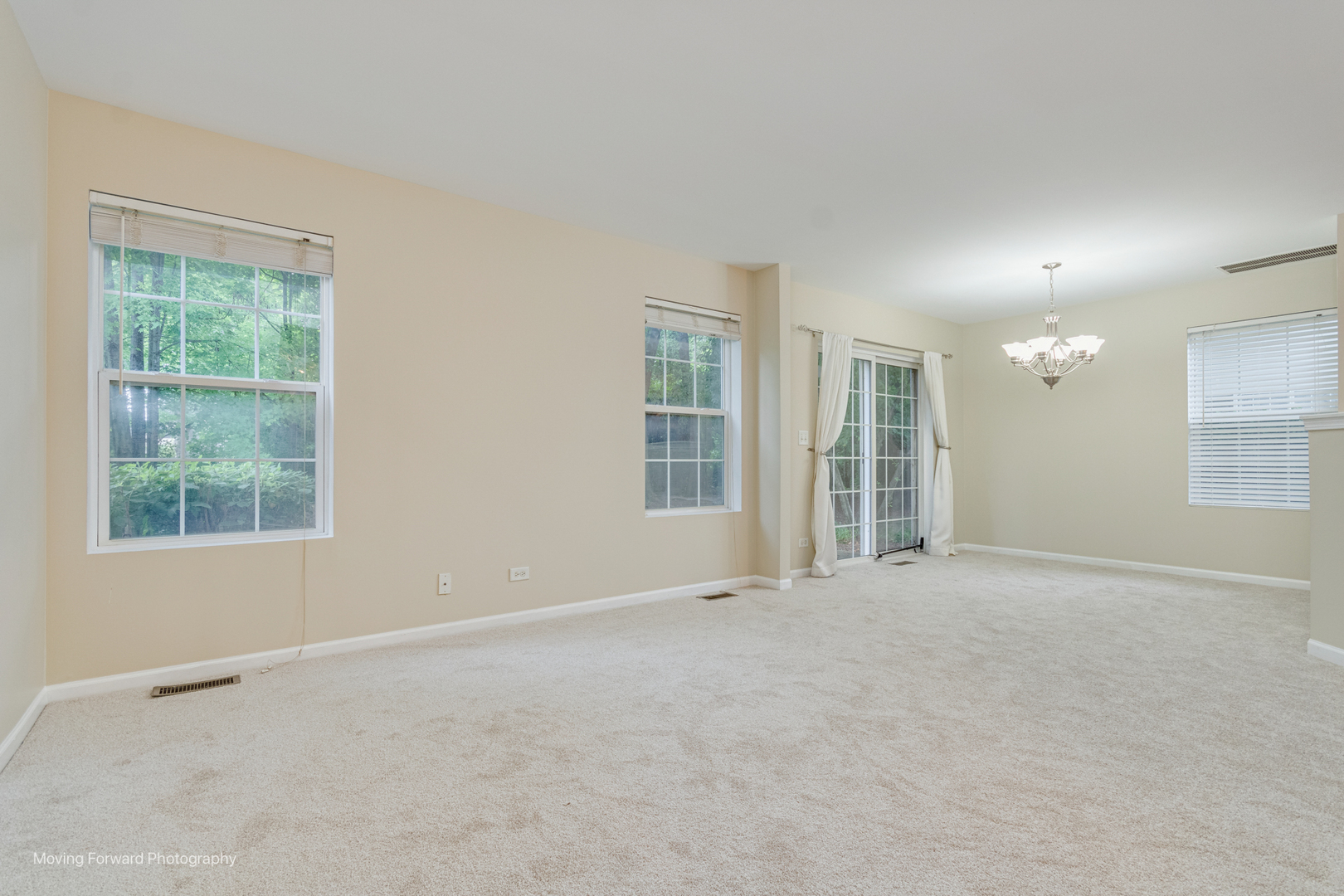 2417 Stoughton Circle Aurora IL 60502