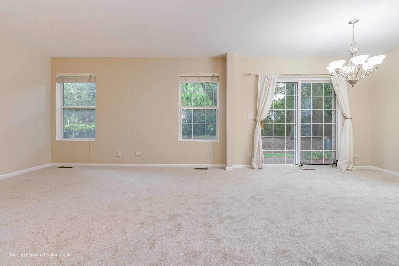 2417 Stoughton Circle Aurora IL 60502