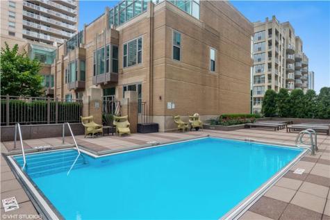 33 West Ontario Street Chicago IL 60654