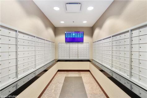 33 West Ontario Street Chicago IL 60654