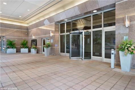 33 West Ontario Street Chicago IL 60654